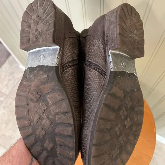 Corkys ~ Women Booties - Picture 4 of 8